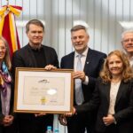 PRETTO RECIBIÓ AL PREDICADOR ANDRÉS PALAU EN EL CONCEJO